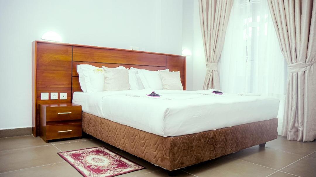 Cofe Hotel Yaoundé Exteriér fotografie